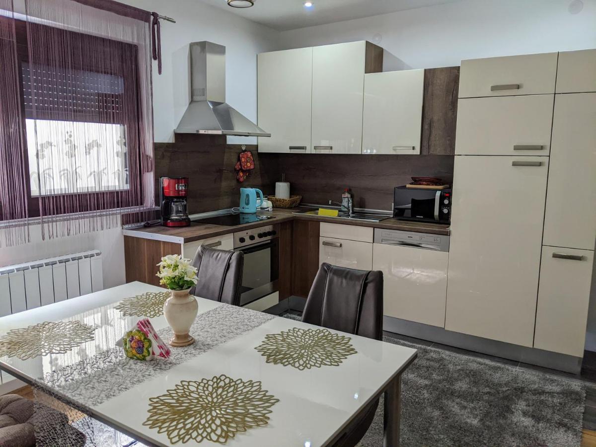 Apartmani Hrastik Bihać Exterior foto