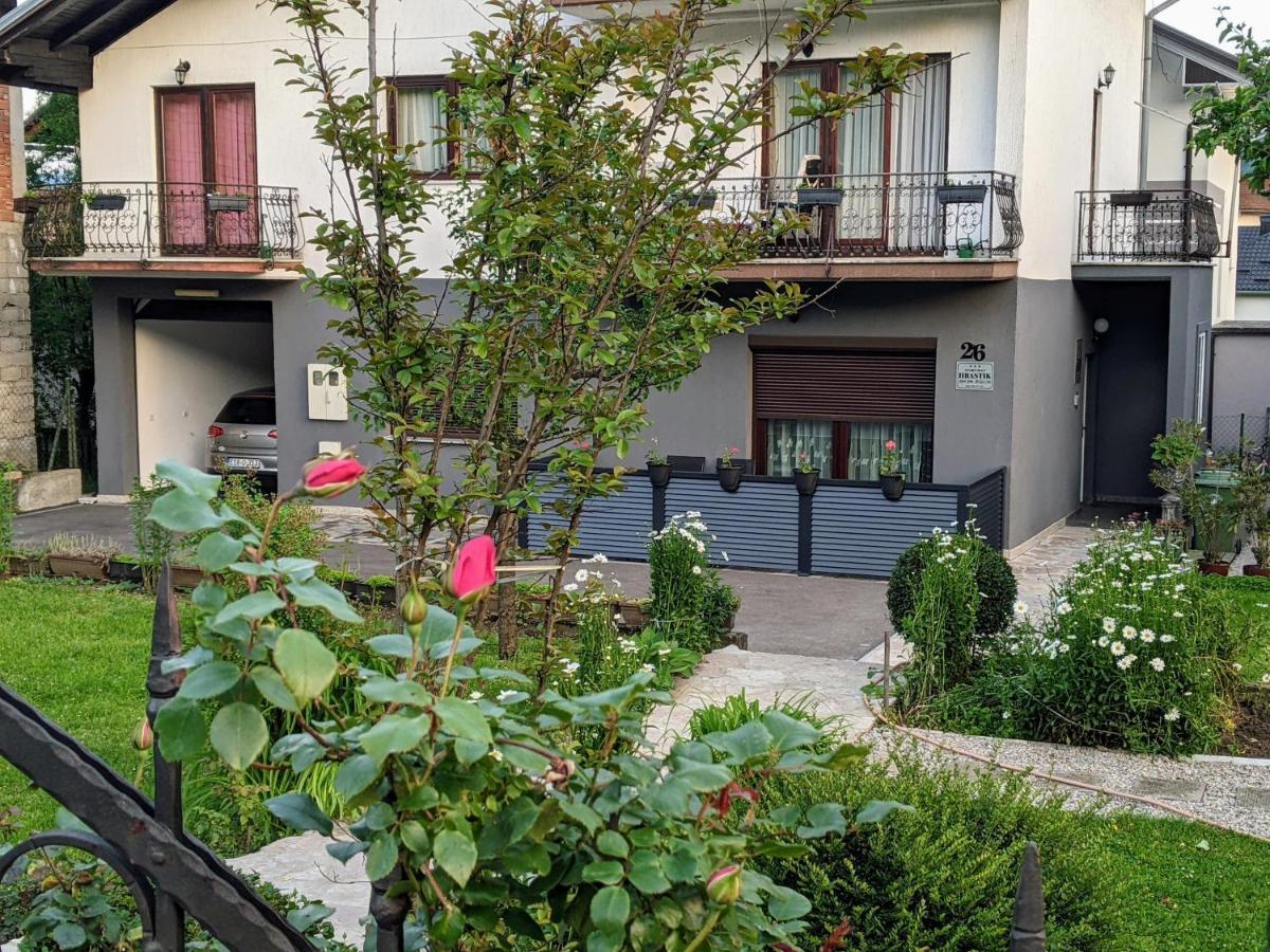 Apartmani Hrastik Bihać Exterior foto